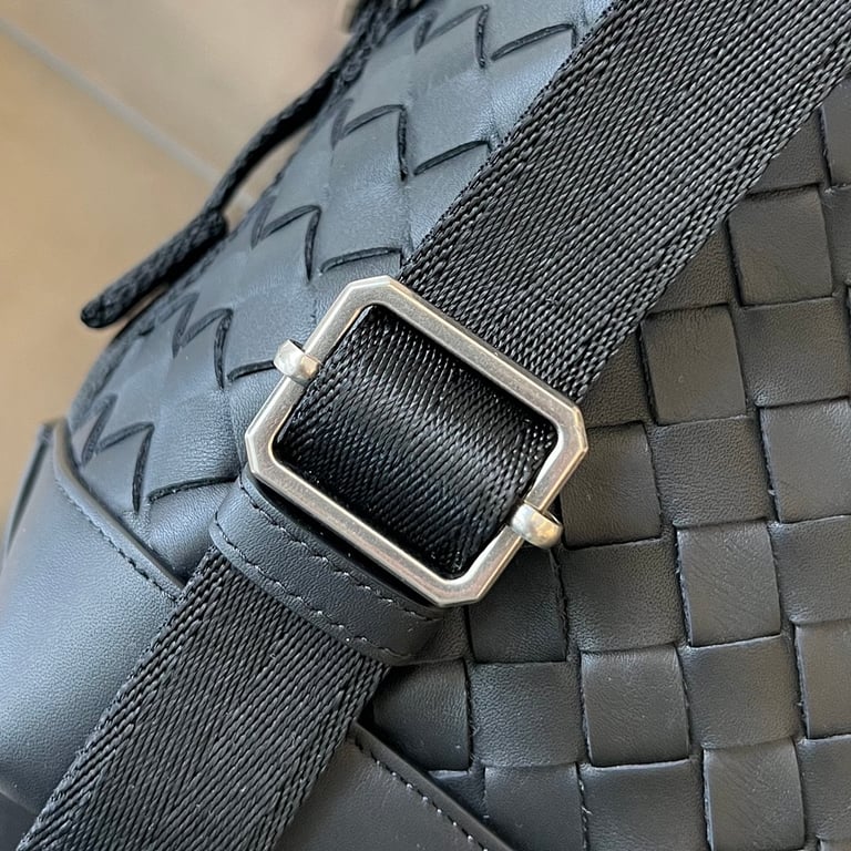 Bottega Veneta Intrecciato Leather Backpack 653118 - 4