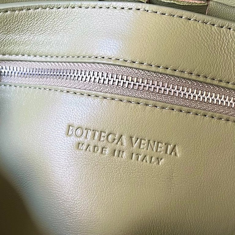 Bottega Veneta Cassette Crossbody Bag with Pouch Green - 3