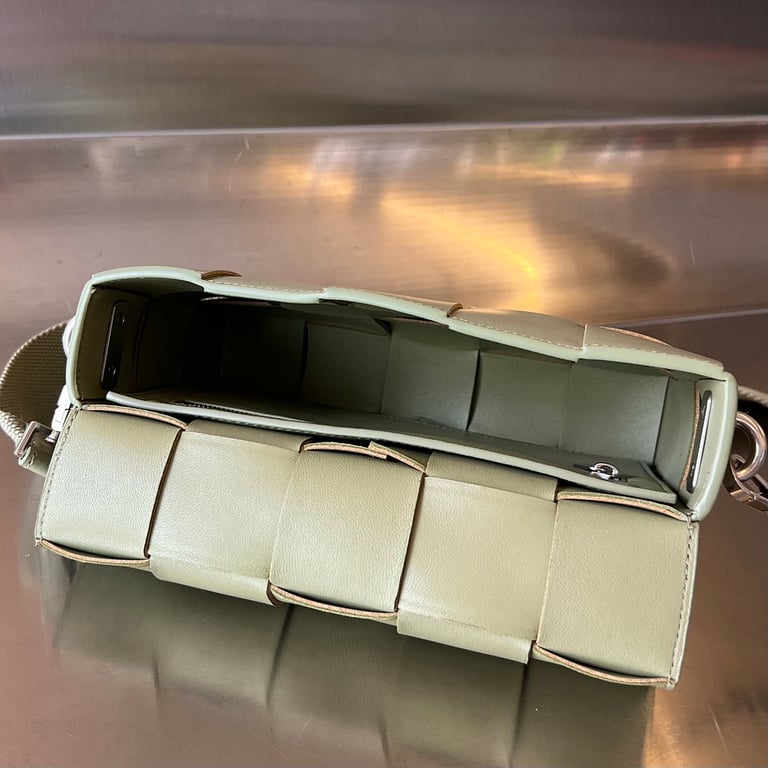 Bottega Veneta Cassette Crossbody Bag with Pouch Green - 5