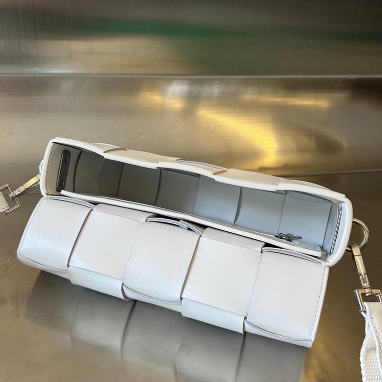 Bottega Veneta Cassette 2-in-1 Crossbody White - 4