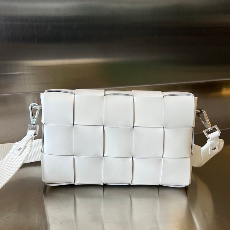 Bottega Veneta Cassette 2-in-1 Crossbody White - 9