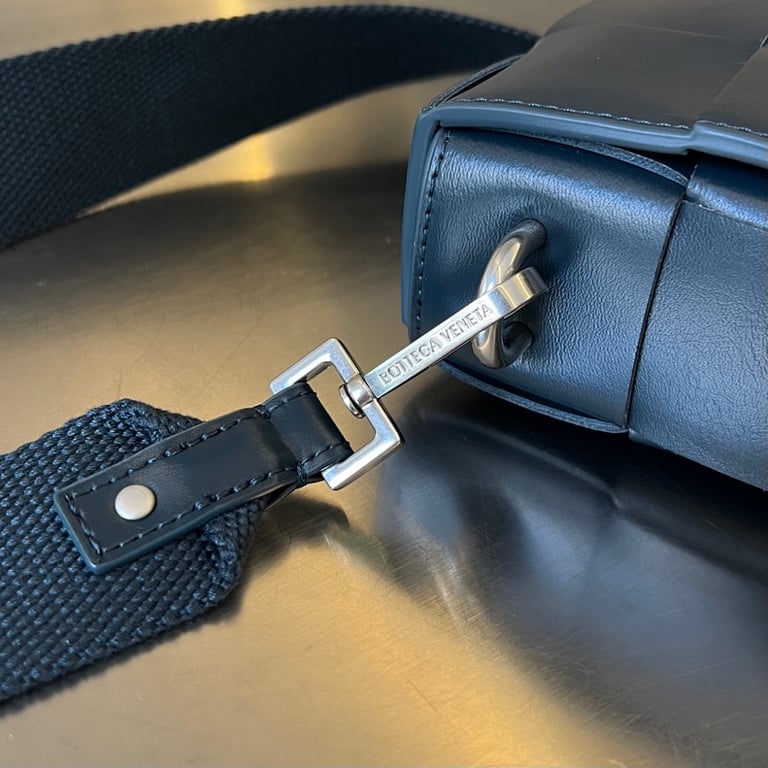 Bottega Veneta Cassette Crossbody Bag Black 741777 - 6