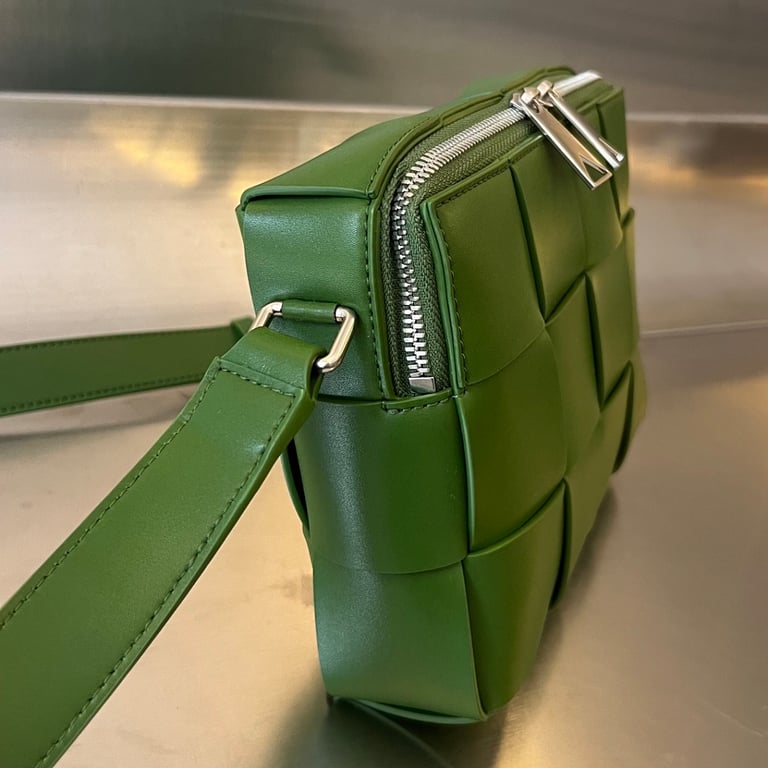 Bottega Veneta Cassette Camera Bag Green - 9