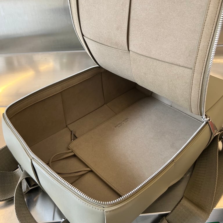 Bottega Veneta Intrecciato Leather Backpack Beige - 5