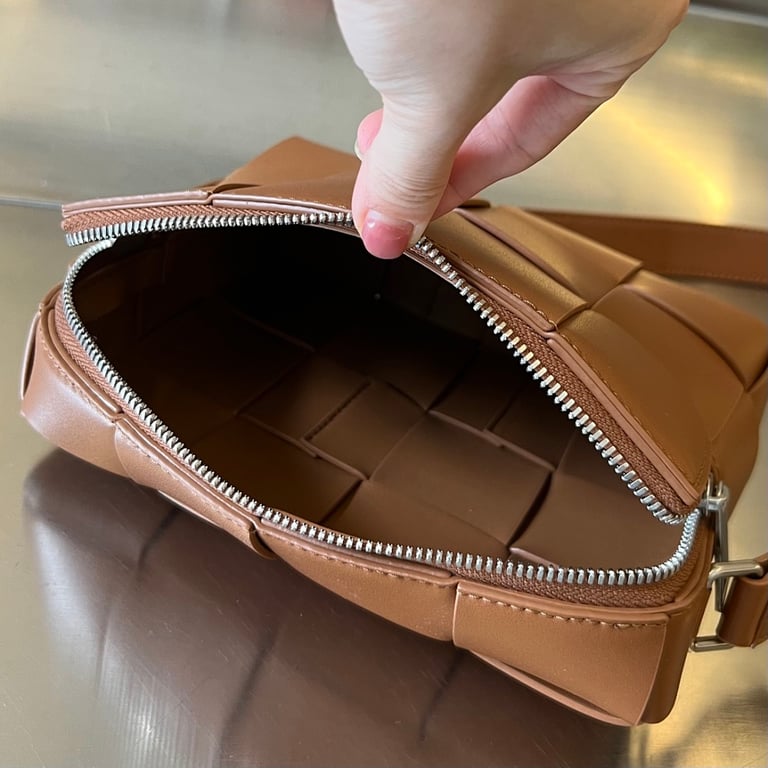 Bottega Veneta Cassette Camera Bag 730027 - 6