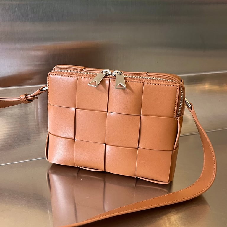 Bottega Veneta Cassette Camera Bag 730027 - 7