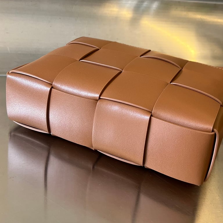 Bottega Veneta Cassette Camera Bag 730027 - 8