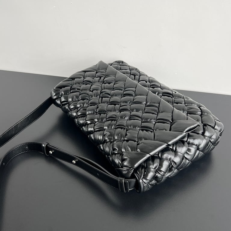 Bottega Veneta Rumple Shoulder Bag Black - 4
