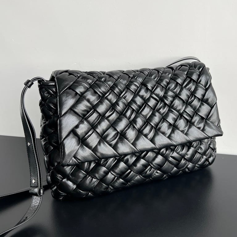 Bottega Veneta Rumple Shoulder Bag Black - 5