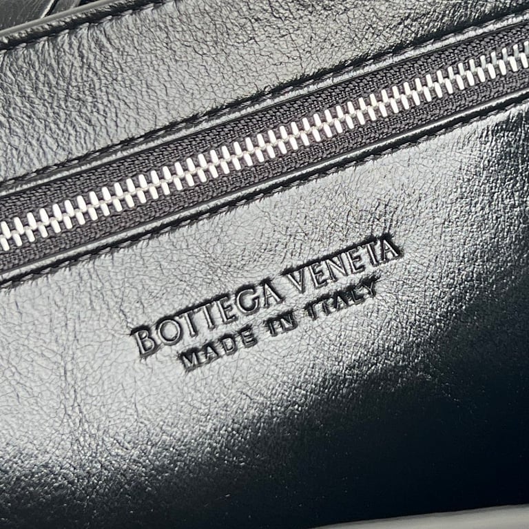 Bottega Veneta Rumple Shoulder Bag Black - 7