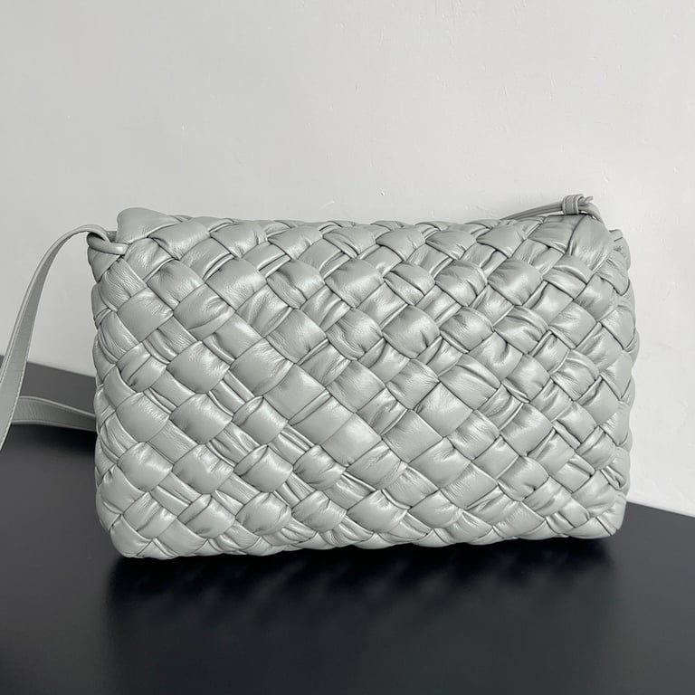 Bottega Veneta Rumple Woven Leather Bag Grey - 13