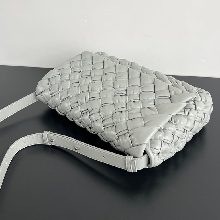 Bottega Veneta Rumple Woven Leather Bag Grey - 5