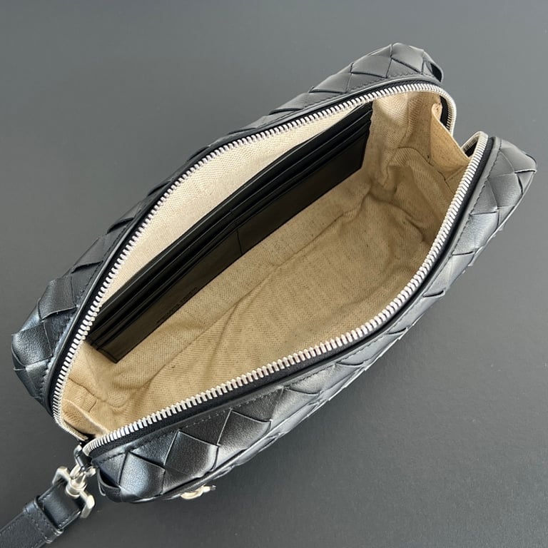 Bottega Veneta 777390 Intrecciato Clutch Black - 6