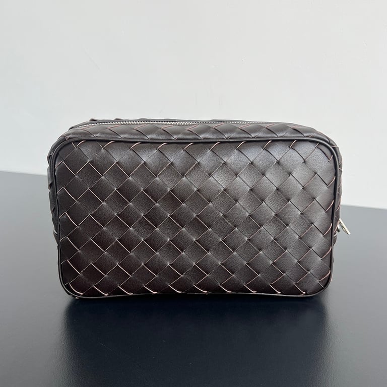 Bottega Veneta Intrecciato Leather Pouch Chocolate Brown - 8