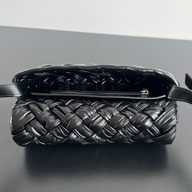 Bottega Veneta Rumple Intrecciato Shoulder Bag Black - 6