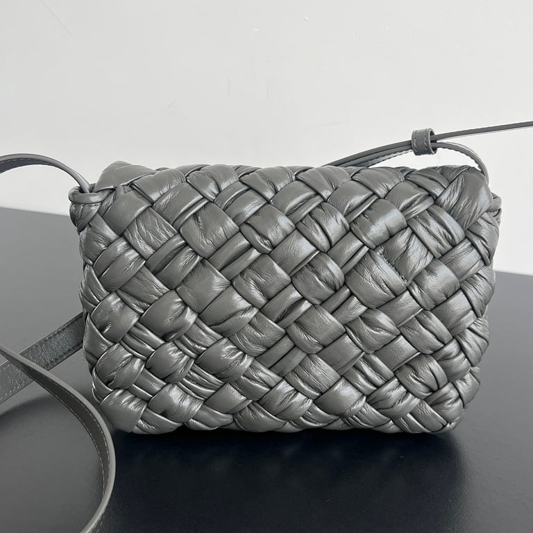 Bottega Veneta Rumple Shoulder Bag Light Graphite 787113 - 9