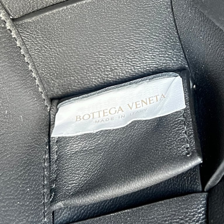 Bottega Veneta Cassette Bag Black - 2