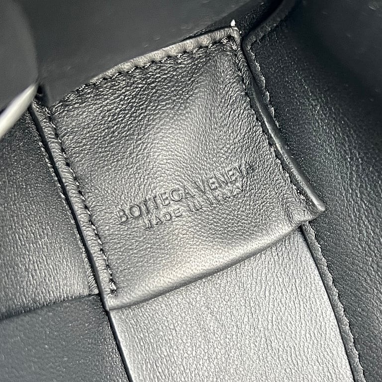 Bottega Veneta Cassette Bag Black - 3