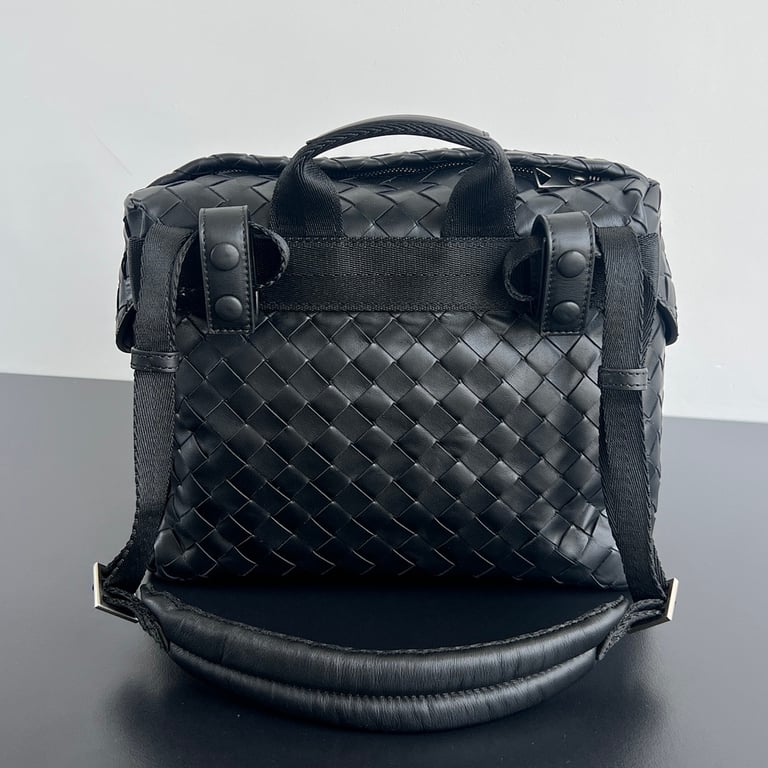 Bottega Veneta Postino Messenger Bag Black - 8