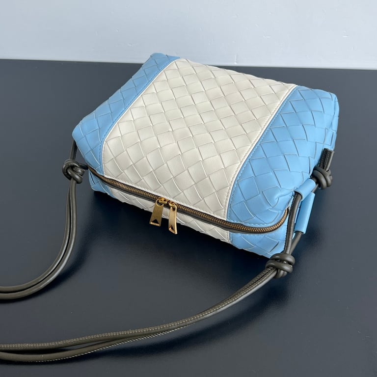 Bottega Veneta Loop Camera Bag Blue White - 6