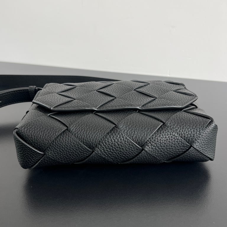 Bottega Veneta Cobble Intrecciato Crossbody Bag Black - 7