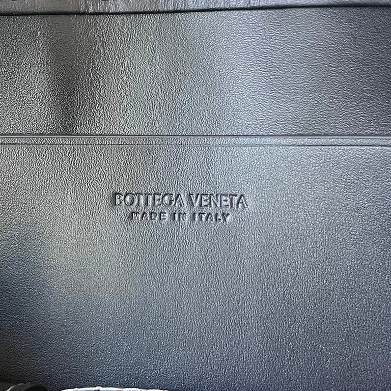 Bottega Veneta Intrecciato Clutch Black 649616 - 3
