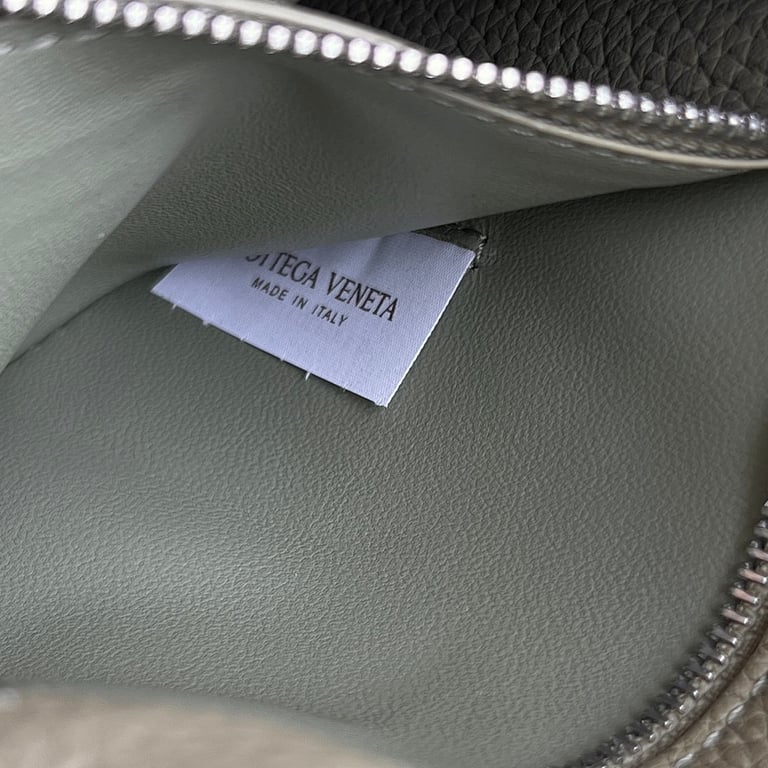 Bottega Veneta Cobble Crossbody Bag Travertine Green - 2