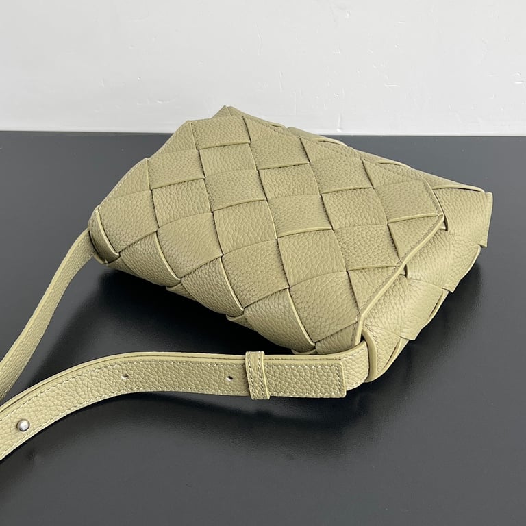 Bottega Veneta Cobble Crossbody Bag Travertine Green - 6