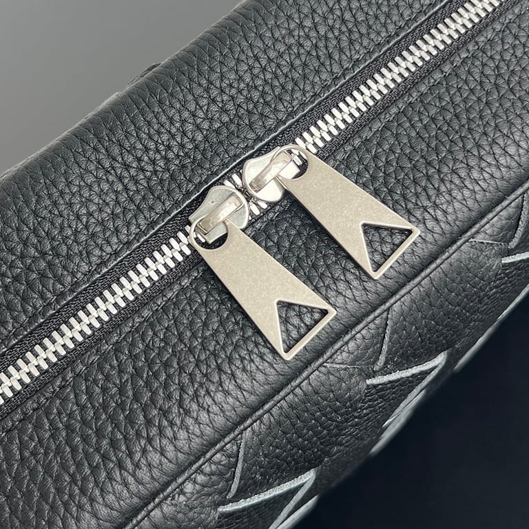 Bottega Veneta Intrecciato Camera Bag Black - 5