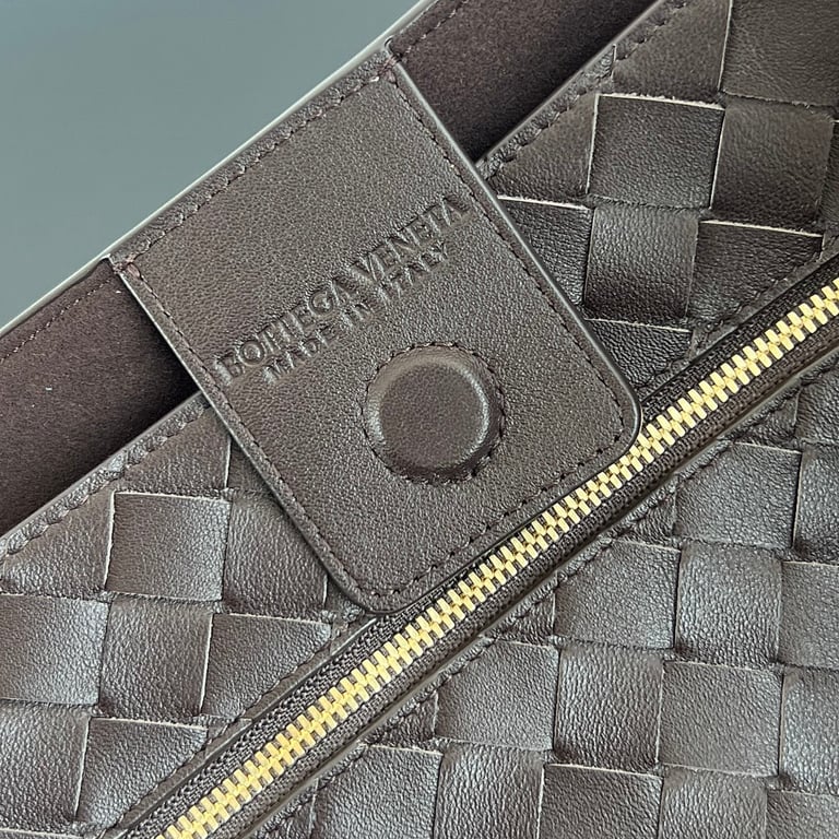 Bottega Veneta Large Andiamo Tote Dark Brown - 3