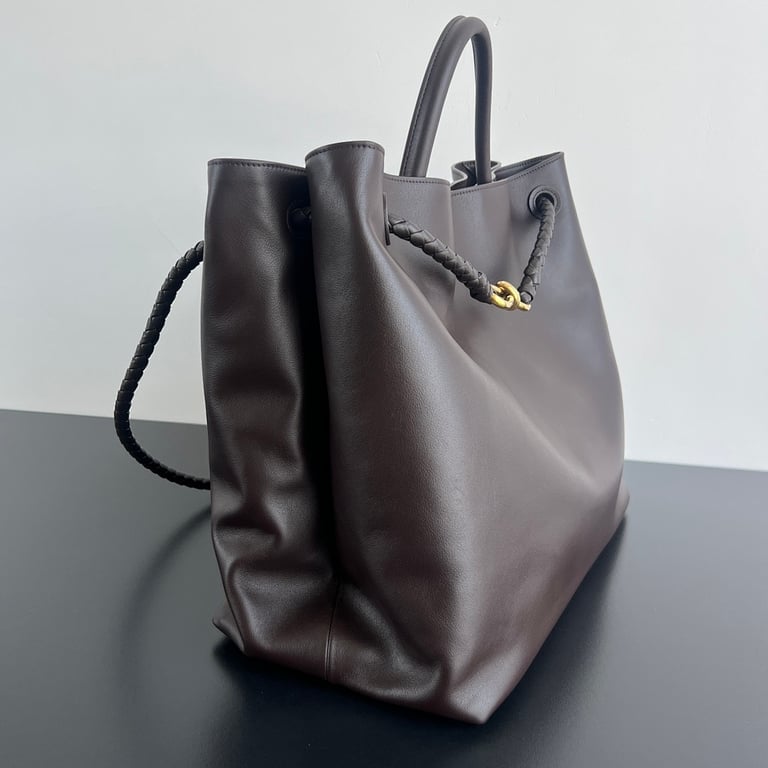 Bottega Veneta Large Andiamo Tote Dark Brown - 9
