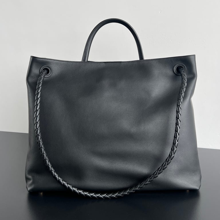 Bottega Veneta Large Andiamo Tote Black - 8