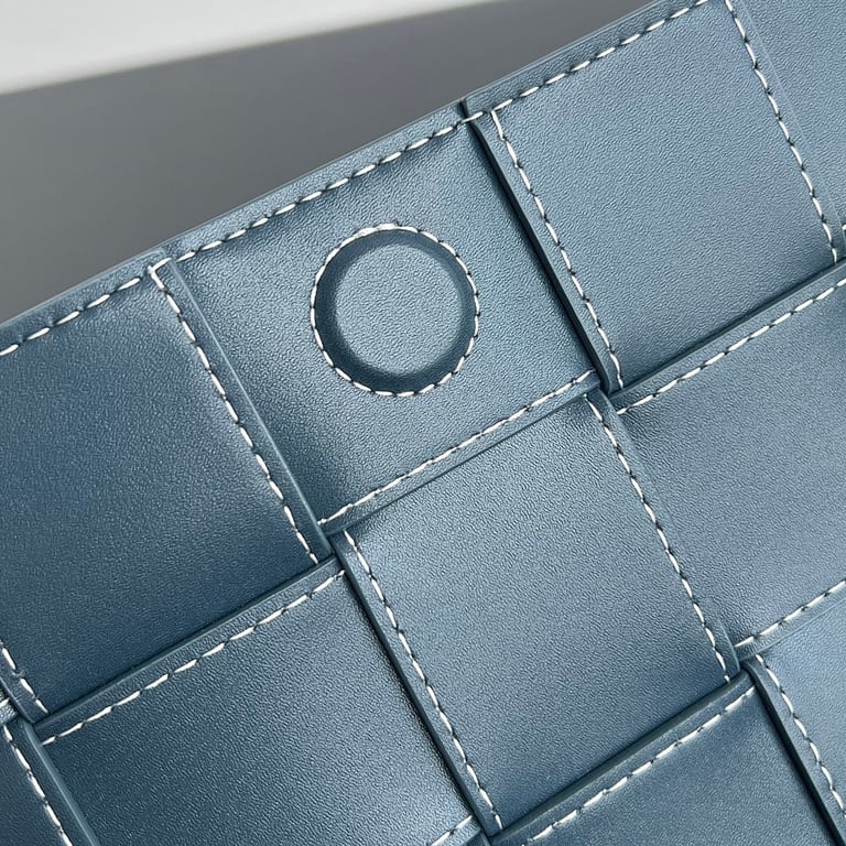 Bottega Veneta Cassette Contrast Stitch Blue - 3