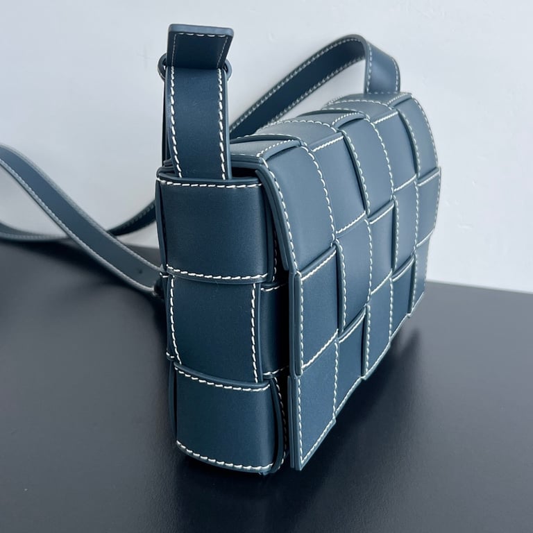 Bottega Veneta Cassette Contrast Stitch Blue - 8