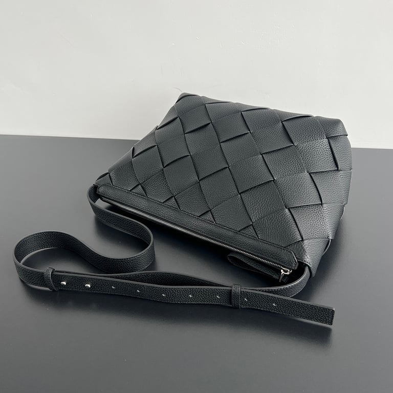 Bottega Veneta Diago Hobo Bag Black - 5