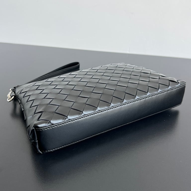 Bottega Veneta Intrecciato Leather Clutch Black 795712 - 8