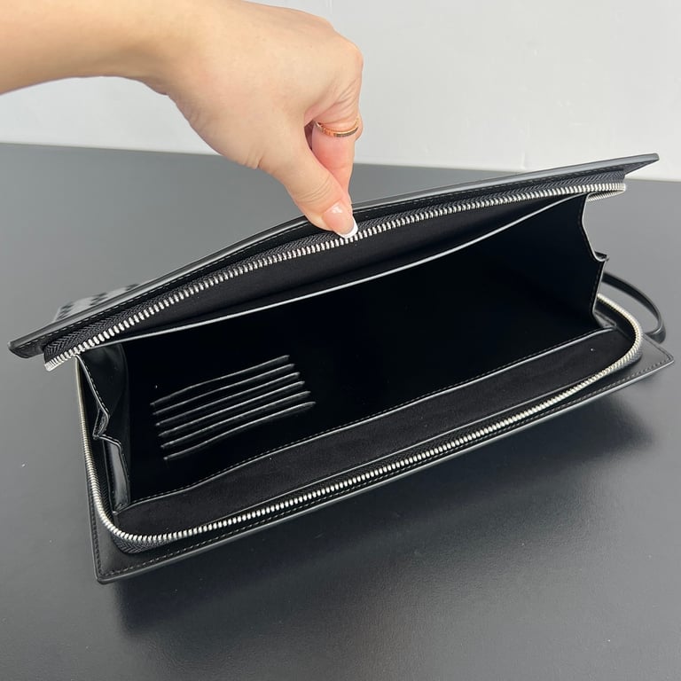 Bottega Veneta Intrecciato Leather Clutch Black - 6