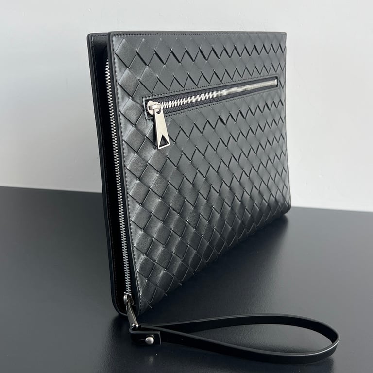 Bottega Veneta Intrecciato Leather Clutch Black - 8