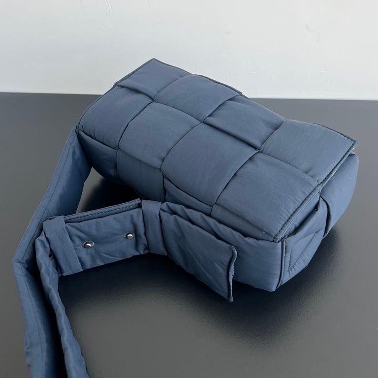 Bottega Veneta Padded Cassette Nylon Bag Blue 628951 - 8