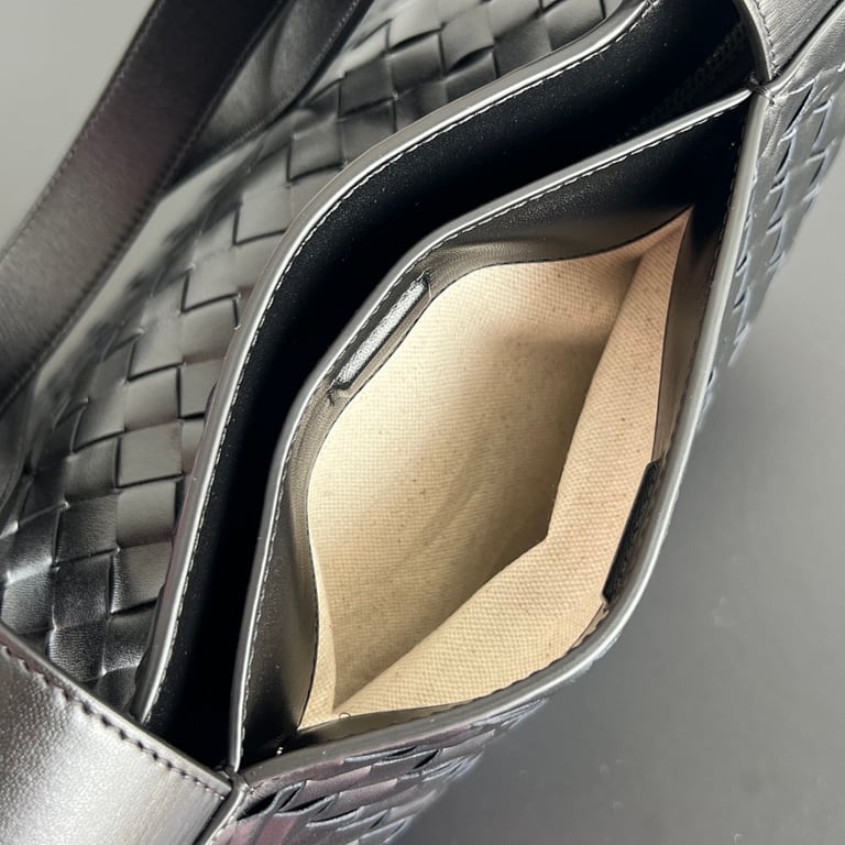Bottega Veneta Woven Leather Tote 786666 Black - 5