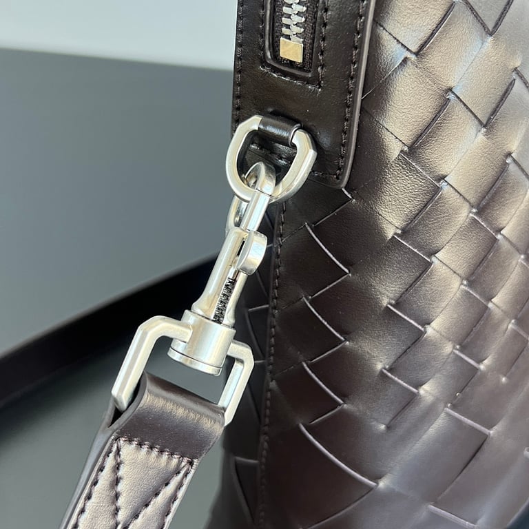 Bottega Veneta Intrecciato Leather Briefcase Black Brown - 4