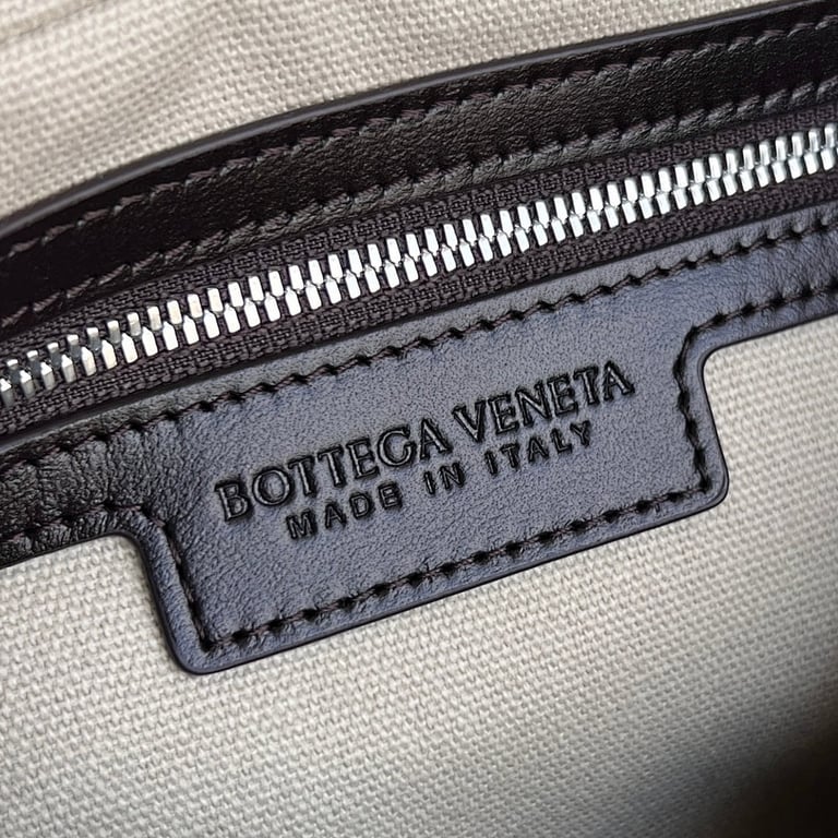 Bottega Veneta Cassette Canvas Camera Bag 787547 - 3