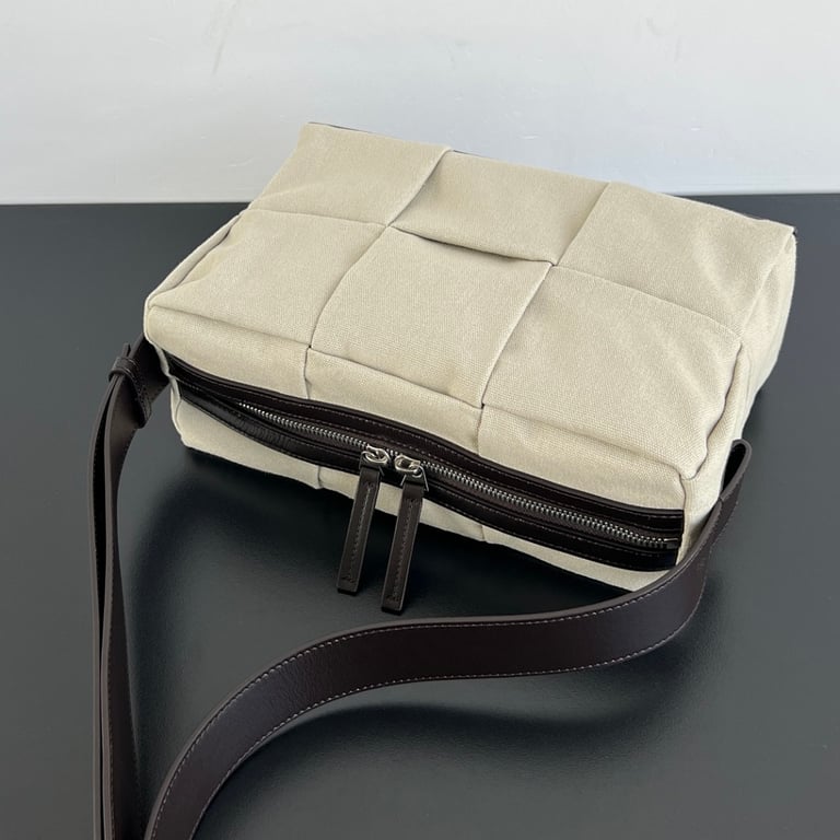 Bottega Veneta Cassette Canvas Camera Bag 787547 - 5