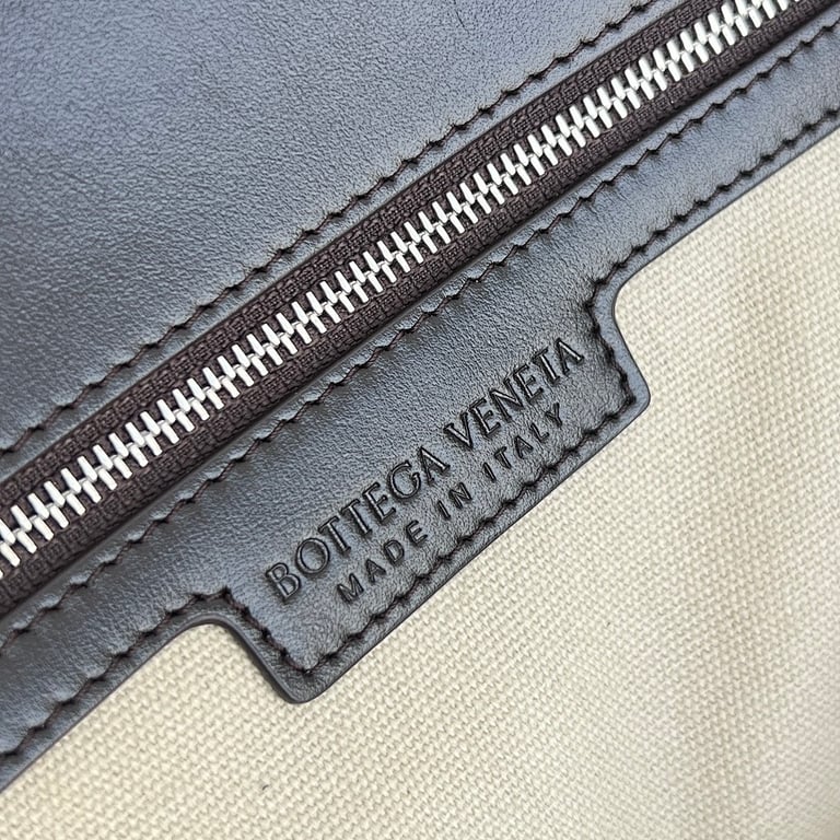 Bottega Veneta Intrecciato Canvas Tote 787419 - 3