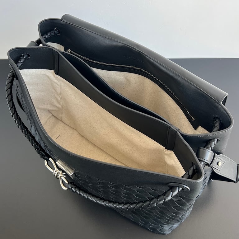 Bottega Veneta Large Andiamo Bag Black - 5