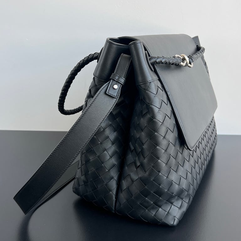 Bottega Veneta Large Andiamo Bag Black - 8