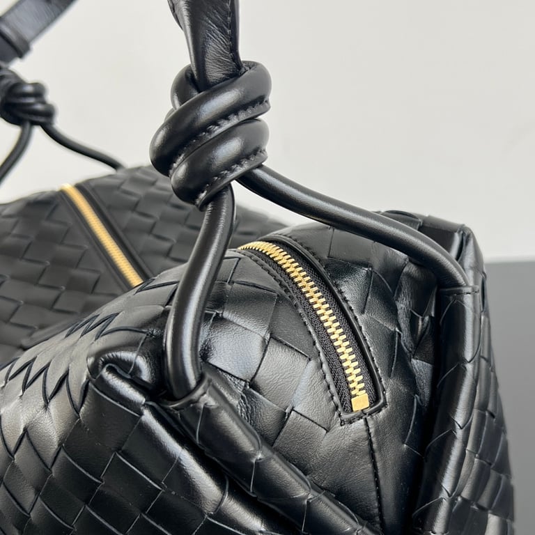 Bottega Veneta Loop Camera Bag Black - 4