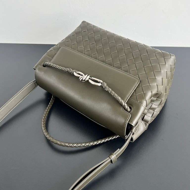Bottega Veneta Small Andiamo Bag Olive - 5