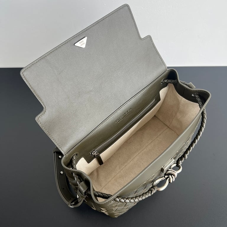 Bottega Veneta Small Andiamo Bag Olive - 6