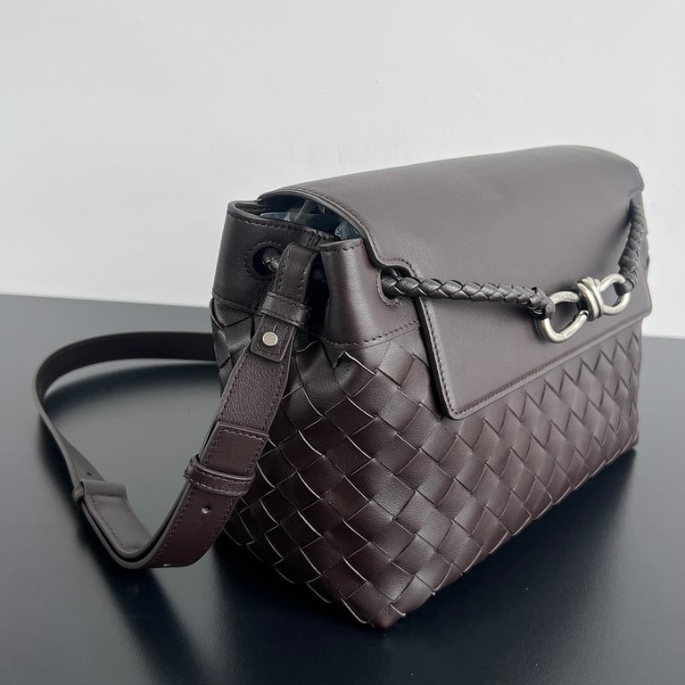 Bottega Veneta Small Andiamo Crossbody Bag Brown - 9